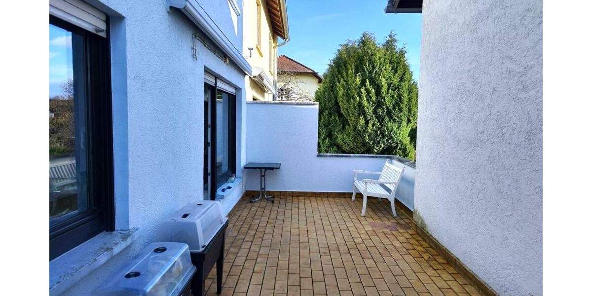 Einfamilienhaus Mandelbachtal / Ommersheim Ommersheim - 5 Zimmer, 87 m&sup2;, 145.000&euro; | Angebot:25687892