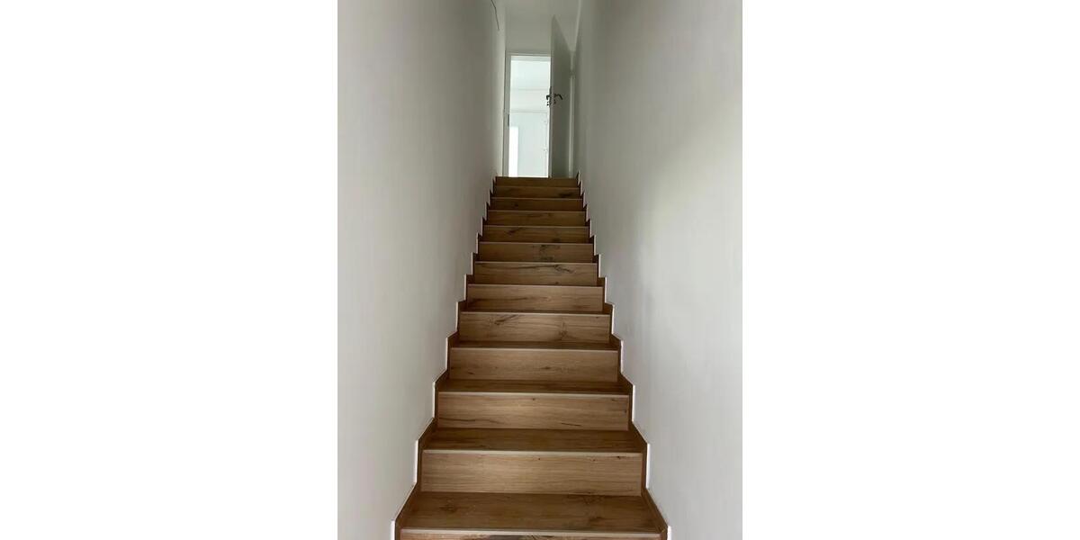 Etagenwohnung Neunkirchen Heinitz - 2 Zimmer, 75 m&sup2;, 850&euro; | Angebot:26586691