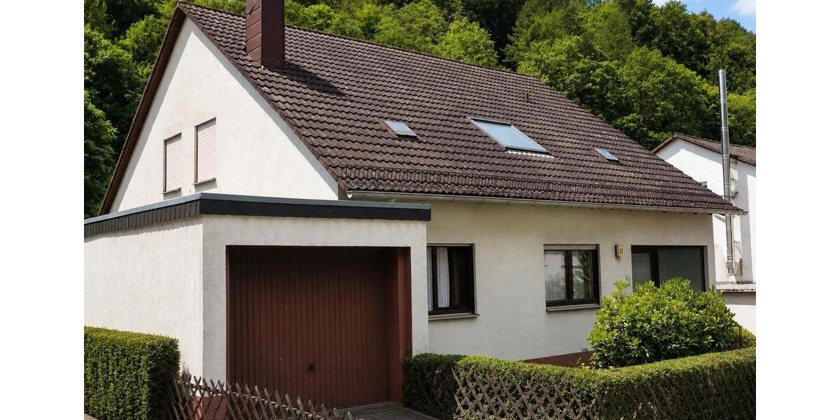 Mehrfamilienhaus, Wohnhaus Pirmasens Niedersimten - 8 Zimmer, 182 m&sup2;, 149.000&euro; | Angebot:27104305