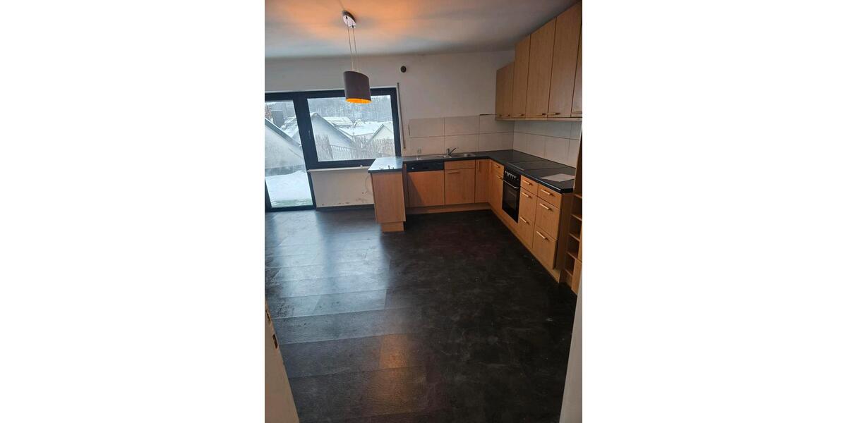 Etagenwohnung Bechhofen - 4 Zimmer, 100 m&sup2;, 750&euro; | Angebot:25948182