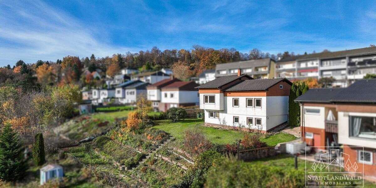 Einfamilienhaus Pirmasens Innenstadt - 7 Zimmer, 110 m&sup2;, 243.800&euro; | Angebot:25733486