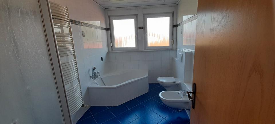 Einfamilienhaus Ramstein-Miesenbach Hütschenhausen - 11 Zimmer, 290 m&sup2;, 525.000&euro; | Angebot:26886770