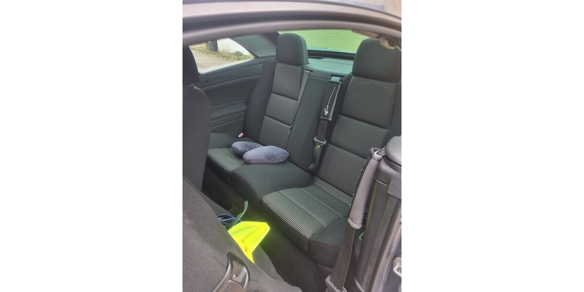 Peugeot 307 CC 128.209 km 4.200 &euro; Oberthal 66649