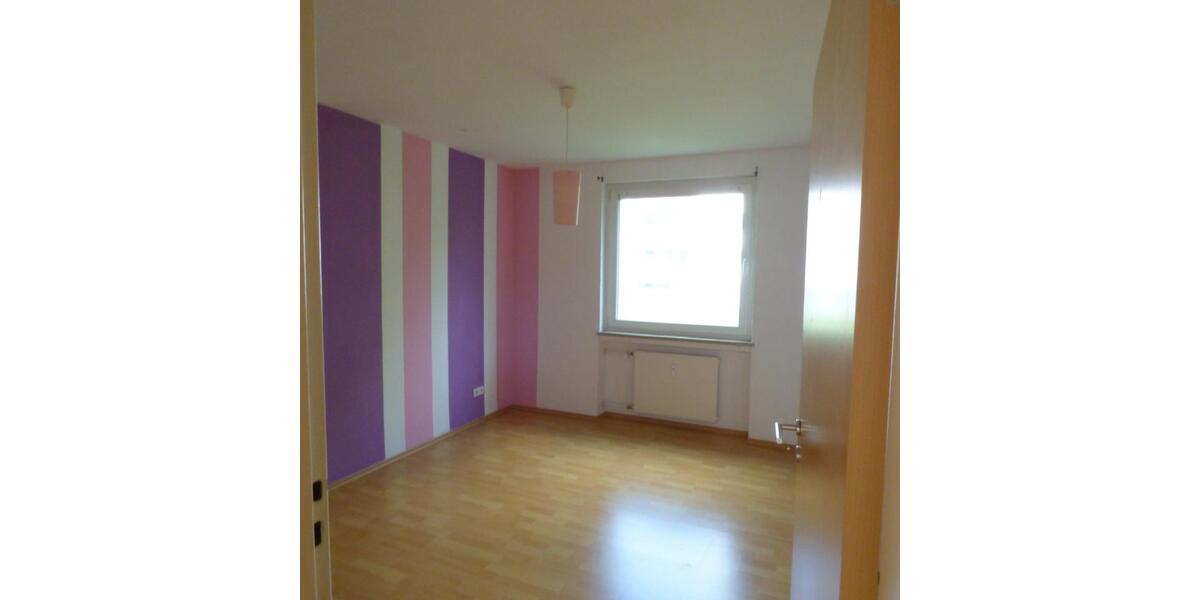 Etagenwohnung Zweibrücken - 4 Zimmer, 97 m&sup2;, 610&euro; | Angebot:25795047