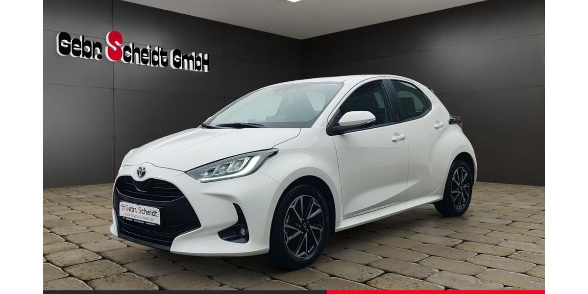 Toyota Yaris 10.033 km 21.270 &euro; Schiffweiler 66578