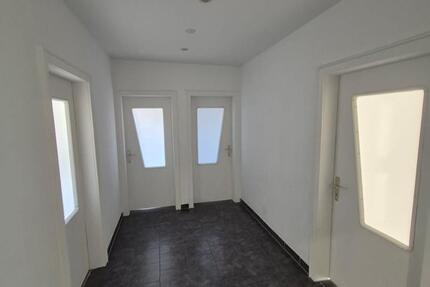 Wohnung Neunkirchen - 3 Zimmer, 93 m&sup2;, 710&euro; | Angebot:26241448