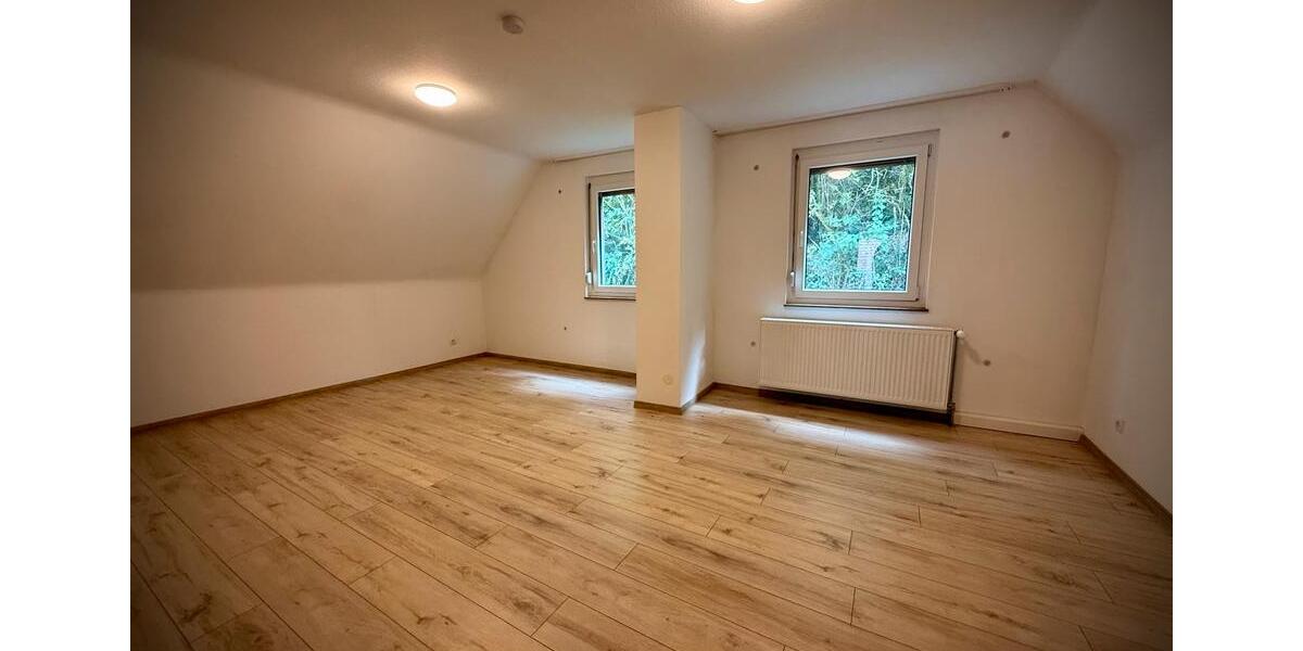Einfamilienhaus Rammelsbach - 9 Zimmer, 175 m&sup2;, 239.000&euro; | Angebot:26580330
