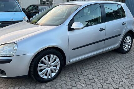 VW Golf 226.000 km 1.700 &euro; Saarbrücken 66128