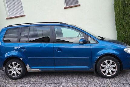 VW Touran 342.001 km 2.300 &euro; Weilerbach 67685