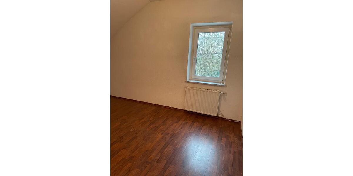 Dachgeschoßwohnung Sulzbach (Saar) - 2 Zimmer, 70 m&sup2;, 700&euro; | Angebot:25998931