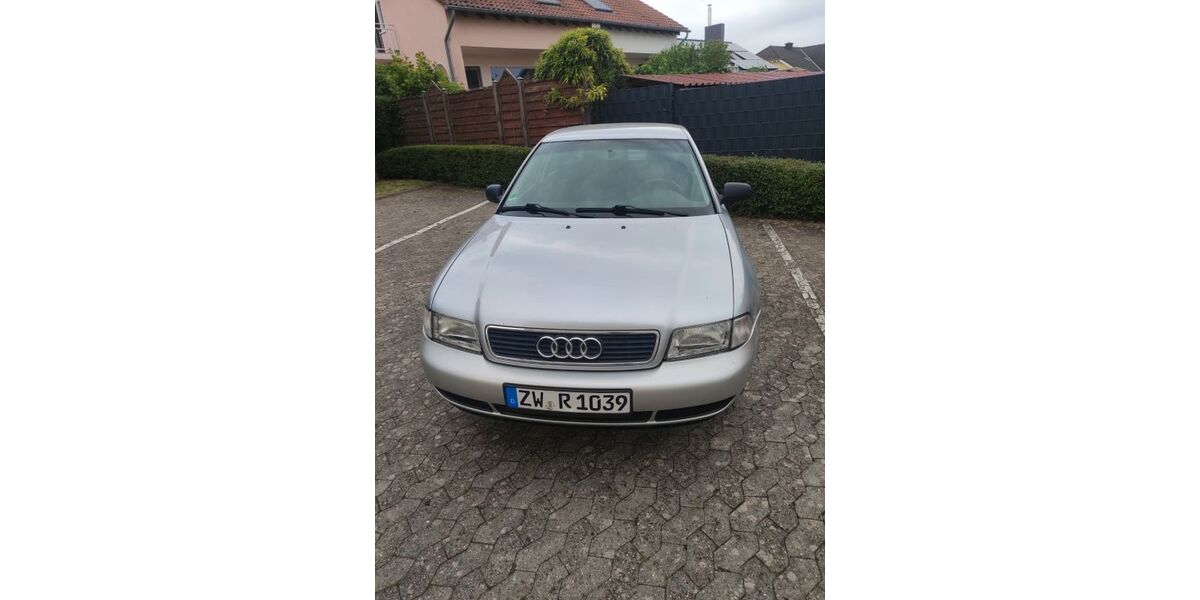 Audi A4 289.616 km 2.500 &euro; Zweibrücken -Mörsbach 66482