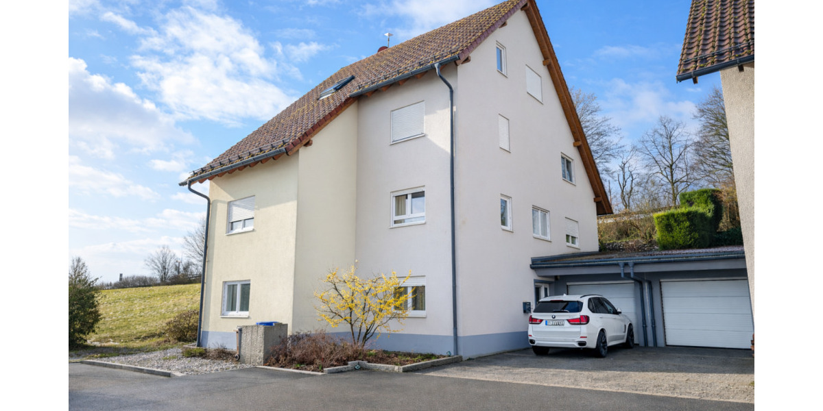 Einfamilienhaus Weselberg - 9 Zimmer, 335 m&sup2;, 498.000&euro; | Angebot:25744092