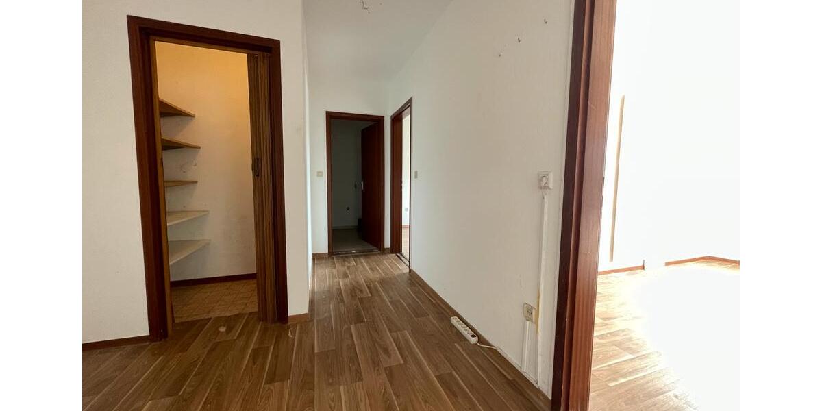 Etagenwohnung Pirmasens Niedersimten - 2 Zimmer, 70 m&sup2;, 110.000&euro; | Angebot:26537081
