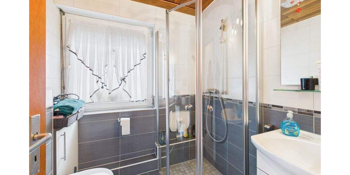 Einfamilienhaus Mandelbachtal / Ommersheim Ommersheim - 5 Zimmer, 87 m&sup2;, 145.000&euro; | Angebot:25687892