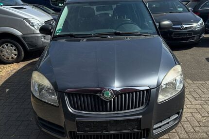 Skoda Fabia 111.714 km 3.333 &euro; Homburg 66424