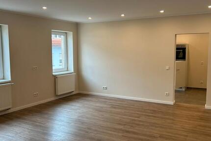 Wohnung Saarbrücken Brebach-Fechingen - 3 Zimmer, 90 m&sup2;, 765&euro; | Angebot:25992795