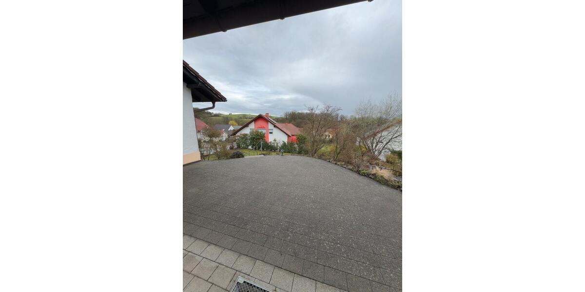 Bungalow Steinwenden - 4 Zimmer, 150 m&sup2;, 1.700&euro; | Angebot:26004005