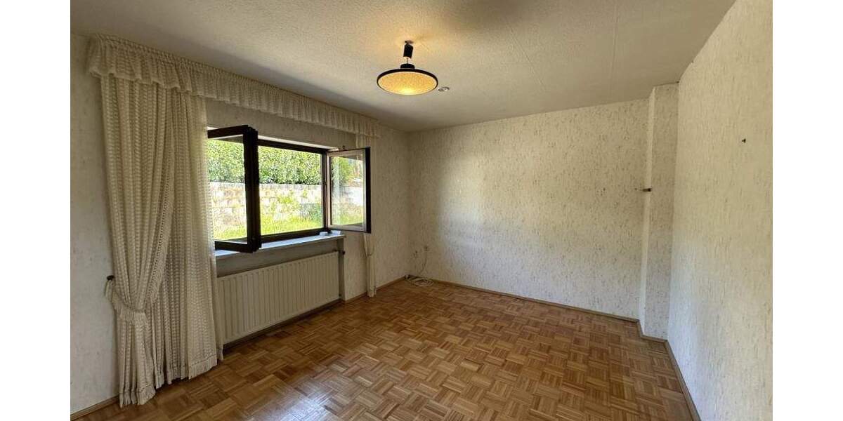 Mehrfamilienhaus, Wohnhaus Merzalben - 8 Zimmer, 255 m&sup2;, 239.000&euro; | Angebot:25821371
