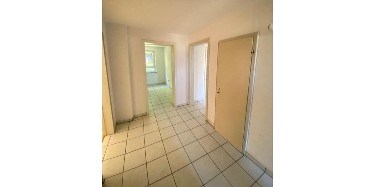 Etagenwohnung Saarbrücken St. Arnual - 4 Zimmer, 100 m&sup2;, 225.000&euro; | Angebot:25887877