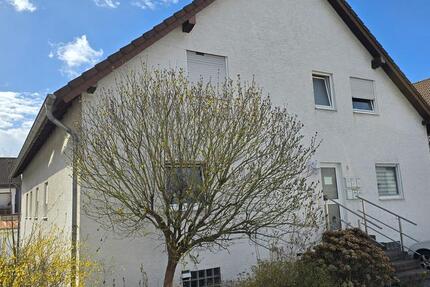 Wohnung Kirkel - 3 Zimmer, 65 m&sup2;, 390&euro; | Angebot:26004557