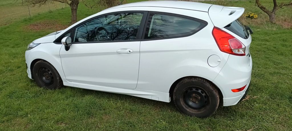 Ford Fiesta 150.000 km 3.500 &euro; Krottelbach 66909