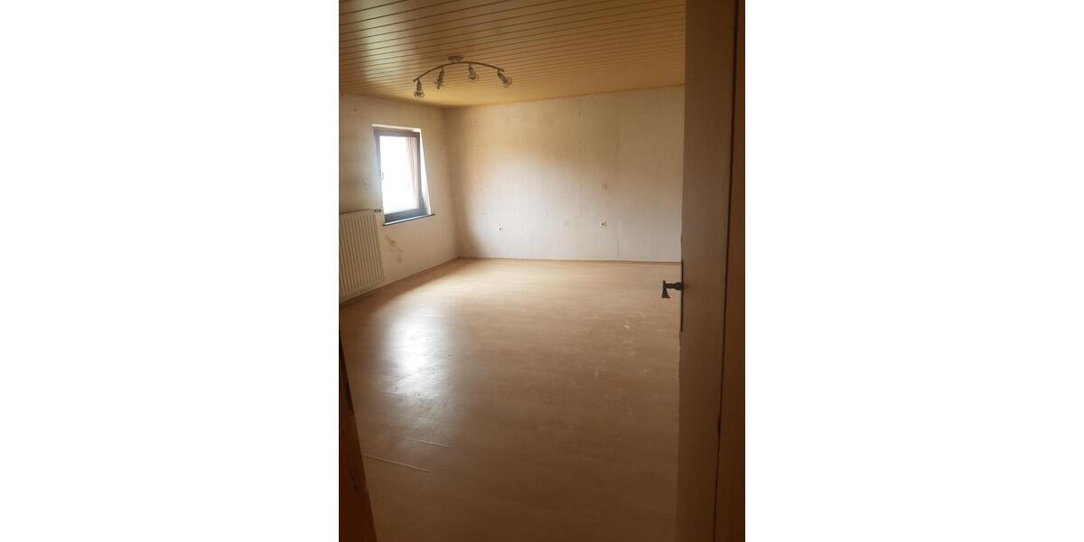 Mehrfamilienhaus, Wohnhaus Mandelbachtal - 6 Zimmer, 180 m&sup2;, 379.000&euro; | Angebot:20821772