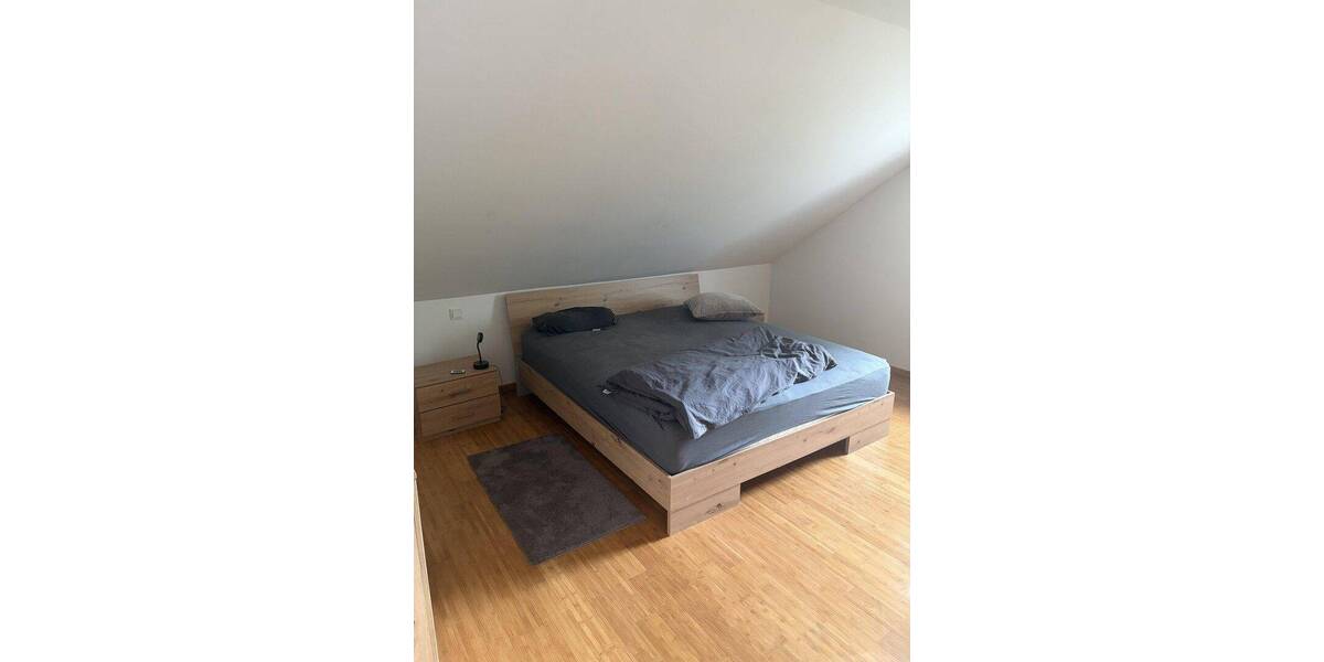 Etagenwohnung Saarbrücken Brebach-Fechingen - 3 Zimmer, 110 m&sup2;, 850&euro; | Angebot:26804260