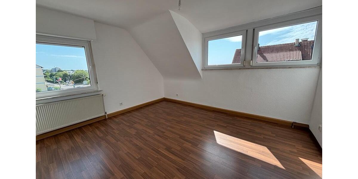 Dachgeschoßwohnung Pirmasens - 2 Zimmer, 50 m&sup2;, 500&euro; | Angebot:26041419