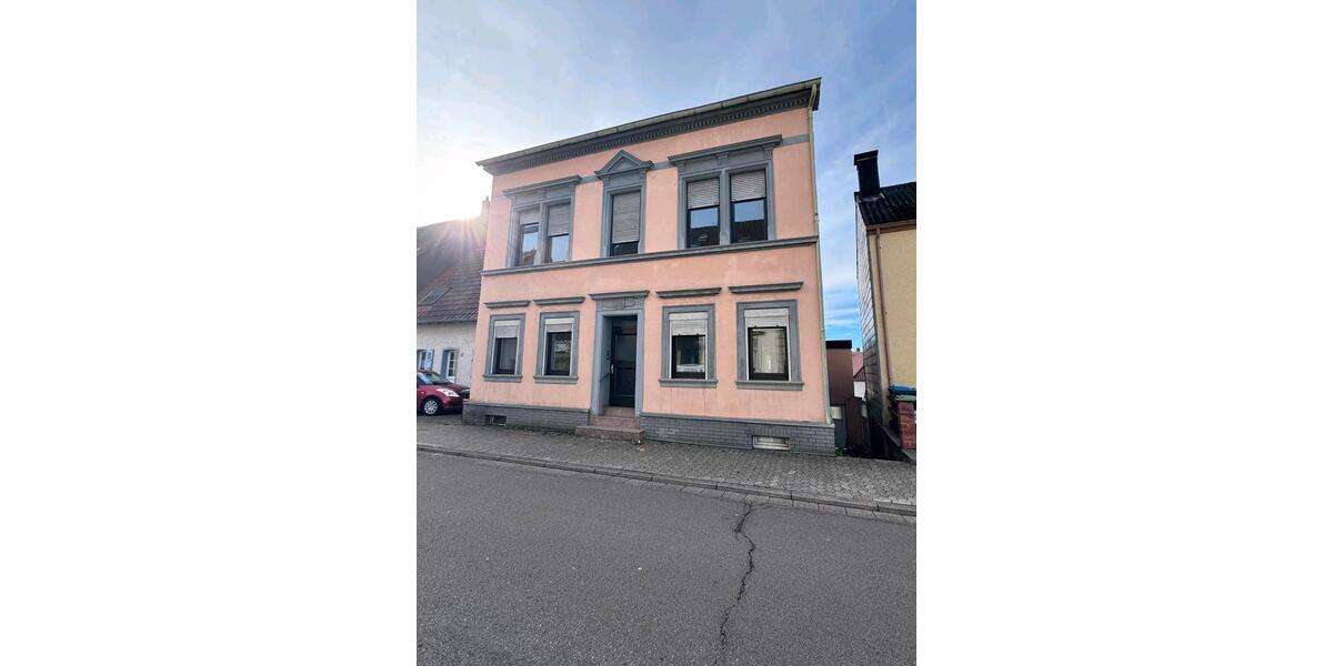 Etagenwohnung Sankt Ingbert - 2 Zimmer, 74 m&sup2;, 720&euro; | Angebot:25543037