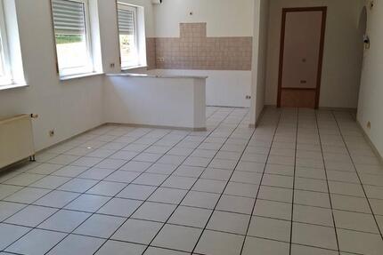 Wohnung Bexbach - 3 Zimmer, 70 m&sup2;, 590&euro; | Angebot:26447485