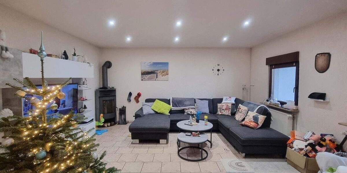 Einfamilienhaus Spiesen-Elversberg Spiesen - 4 Zimmer, 125 m&sup2;, 198.000&euro; | Angebot:26931405