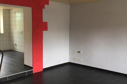 Haus Saarbrücken Brebach-Fechingen - 4 Zimmer, 150 m&sup2;, 800&euro; | Angebot:25986970