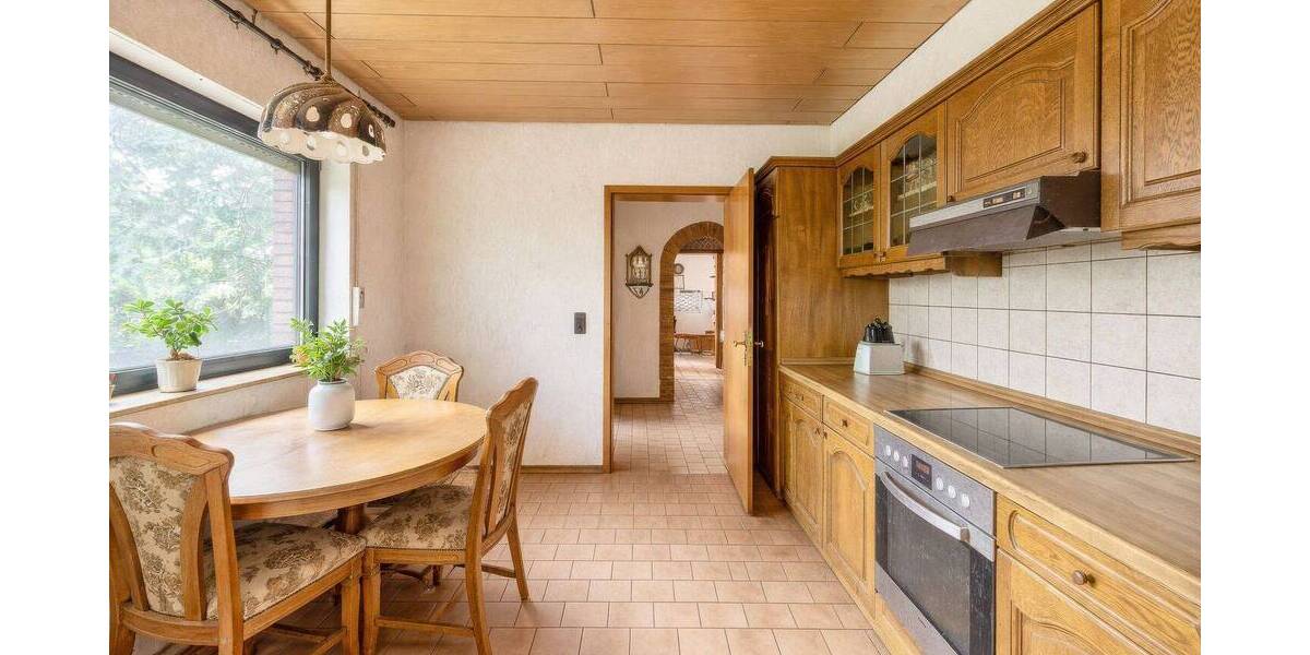 Einfamilienhaus Battweiler - 8 Zimmer, 229 m&sup2;, 245.000&euro; | Angebot:25691413