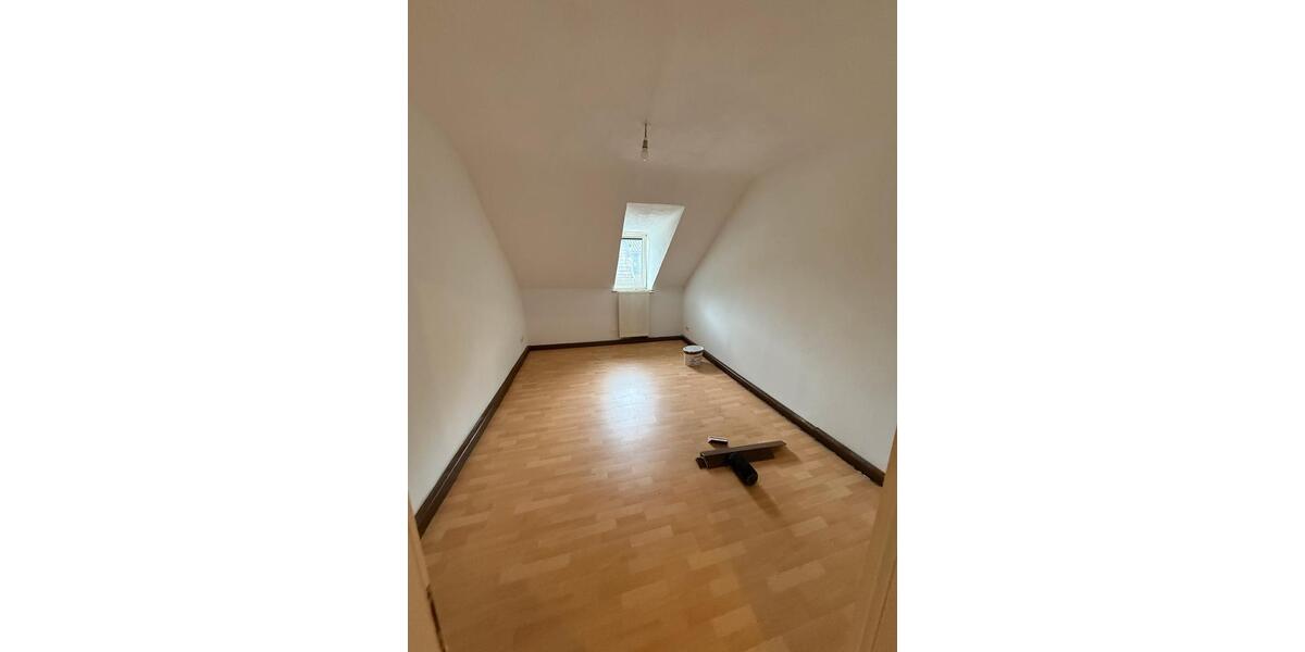 Etagenwohnung Neunkirchen - 3 Zimmer, 86 m&sup2;, 630&euro; | Angebot:26004257