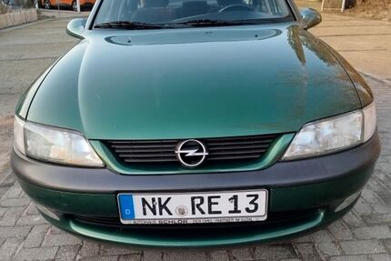 Opel Vectra 143.600 km 1.600 &euro; Hüttigweiler 66557