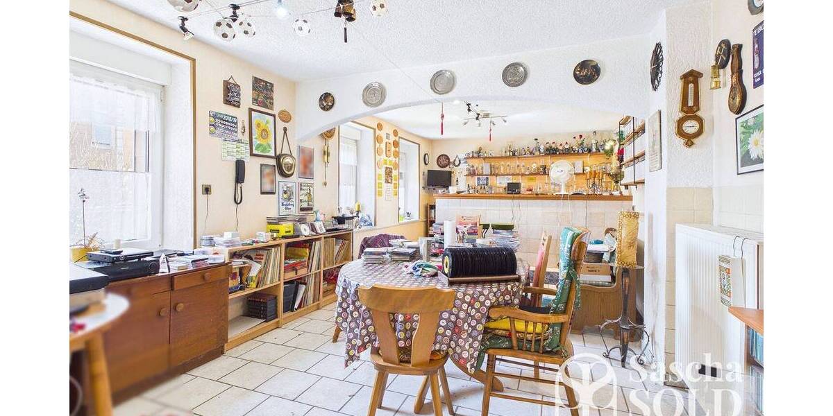 Kleines Handwerkerhaus in Elversberg mit Garten, Terrasse, Stellplatz & beheiztem Partyraum - Reihenendhaus Spiesen-Elversberg Elversberg | Angebot:26055798