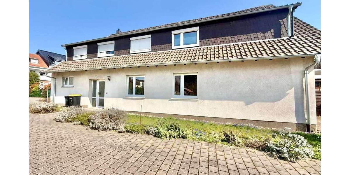 Einfamilienhaus Homburg - 8 Zimmer, 230 m&sup2;, 590.000&euro; | Angebot:25988513