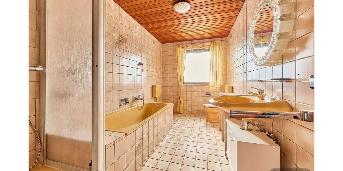 Einfamilienhaus Battweiler - 8 Zimmer, 229 m&sup2;, 245.000&euro; | Angebot:25691413