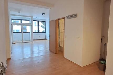 Wohnung Saarbrücken West - 1 Zimmer, 50 m&sup2;, 500&euro; | Angebot:24507840