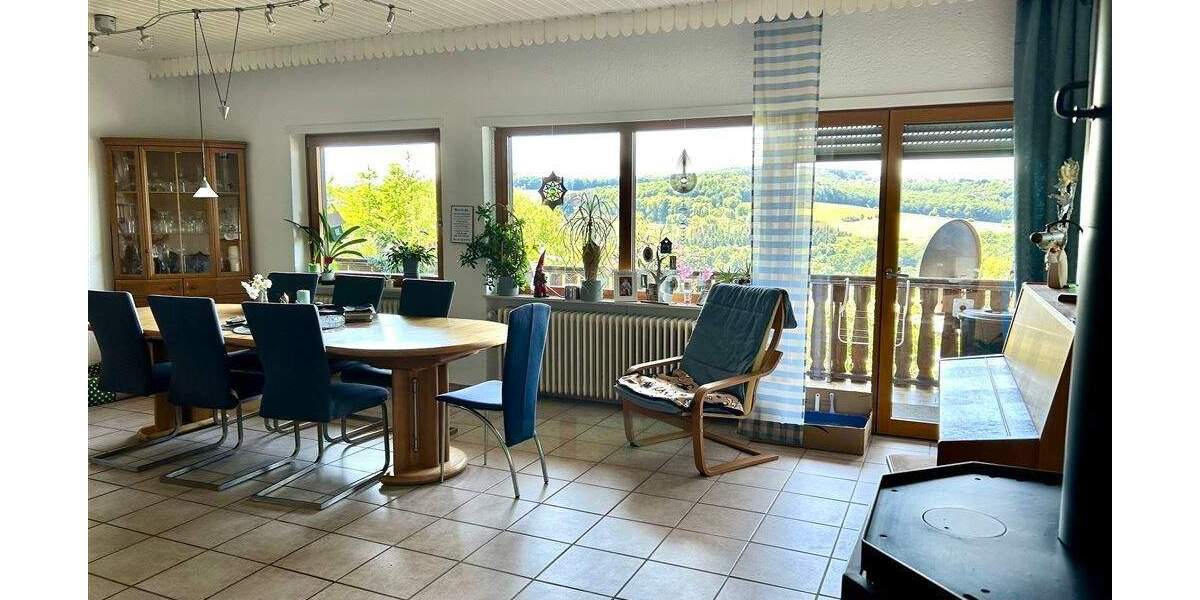 Mehrfamilienhaus, Wohnhaus Eppelborn Dirmingen - 7 Zimmer, 244 m&sup2;, 285.000&euro; | Angebot:25701154