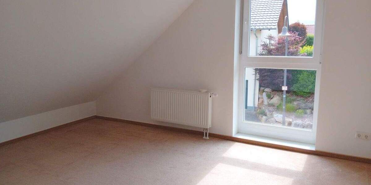 Einfamilienhaus Erzenhausen - 5 Zimmer, 164 m&sup2;, 449.000&euro; | Angebot:25691164