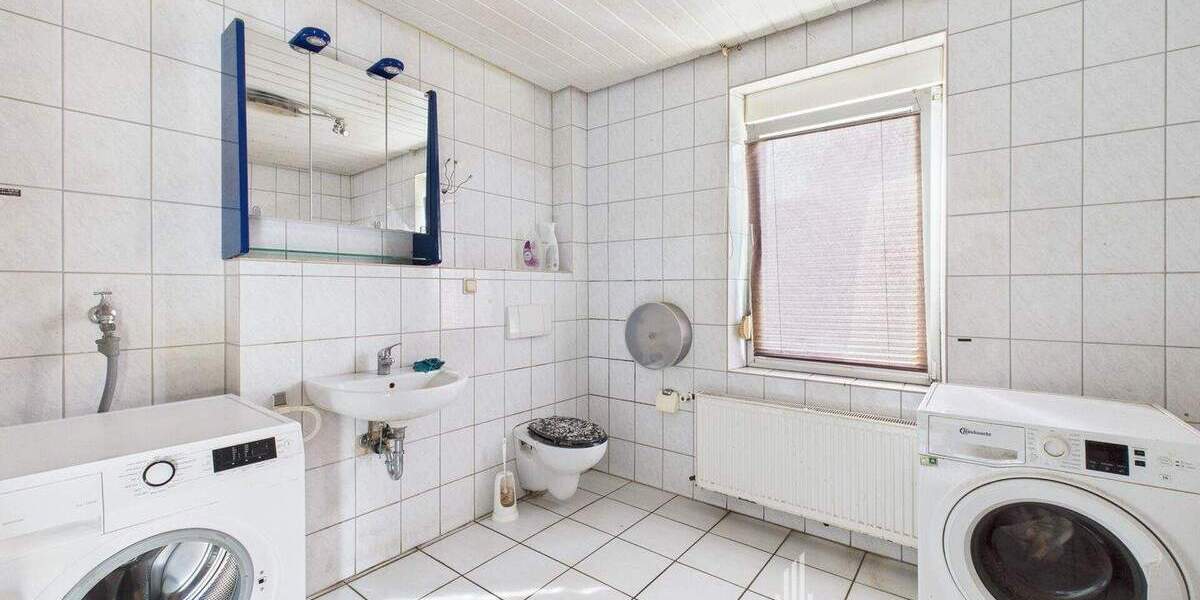 Mehrfamilienhaus, Wohnhaus Rutsweiler am Glan - 7 Zimmer, 191 m&sup2;, 100.000&euro; | Angebot:25664665