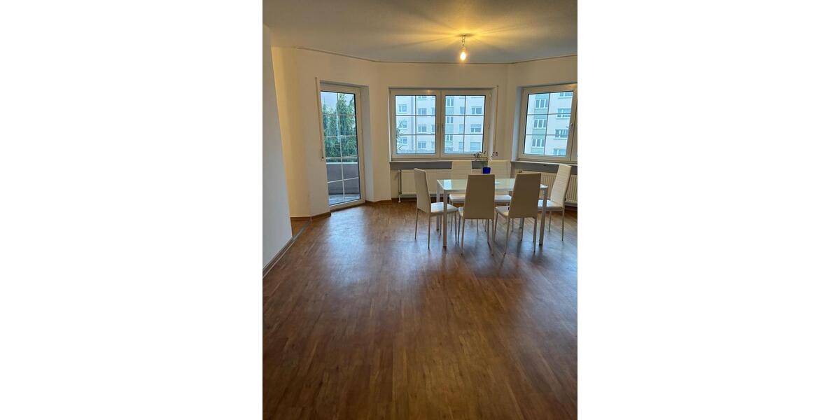 Etagenwohnung Pirmasens - 3 Zimmer, 104 m&sup2;, 1.030&euro; | Angebot:24976887