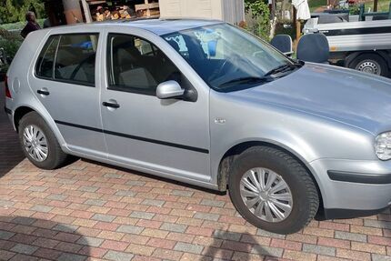 VW Golf 72.541 km 1.800 &euro; Eppelborn 66571