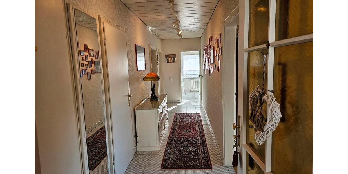 Dachgeschoßwohnung Saarbrücken Brebach-Fechingen - 4 Zimmer, 86 m&sup2;, 229.000&euro; | Angebot:27178866