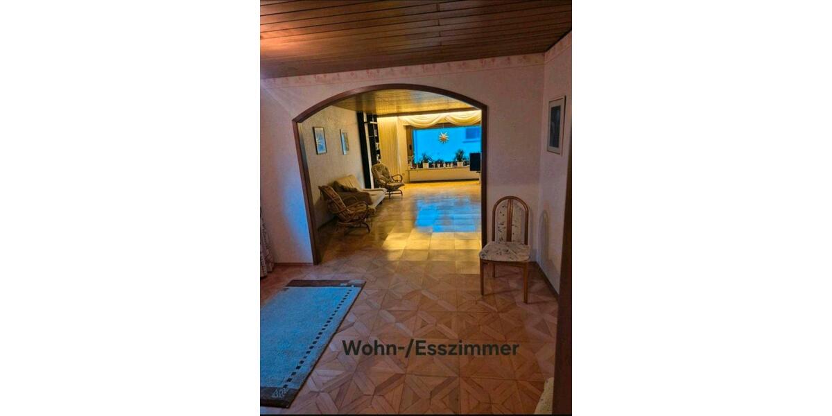 Einfamilienhaus Homburg - 7 Zimmer, 196 m&sup2;, 340.000&euro; | Angebot:26088449