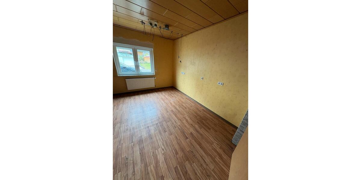 Erdgeschoßwohnung Sulzbach (Saar) - 2 Zimmer, 77 m&sup2;, 580&euro; | Angebot:26213133