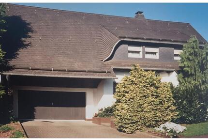 Haus Heusweiler - 8 Zimmer, 220 m&sup2;, 338.000&euro; | Angebot:26702835