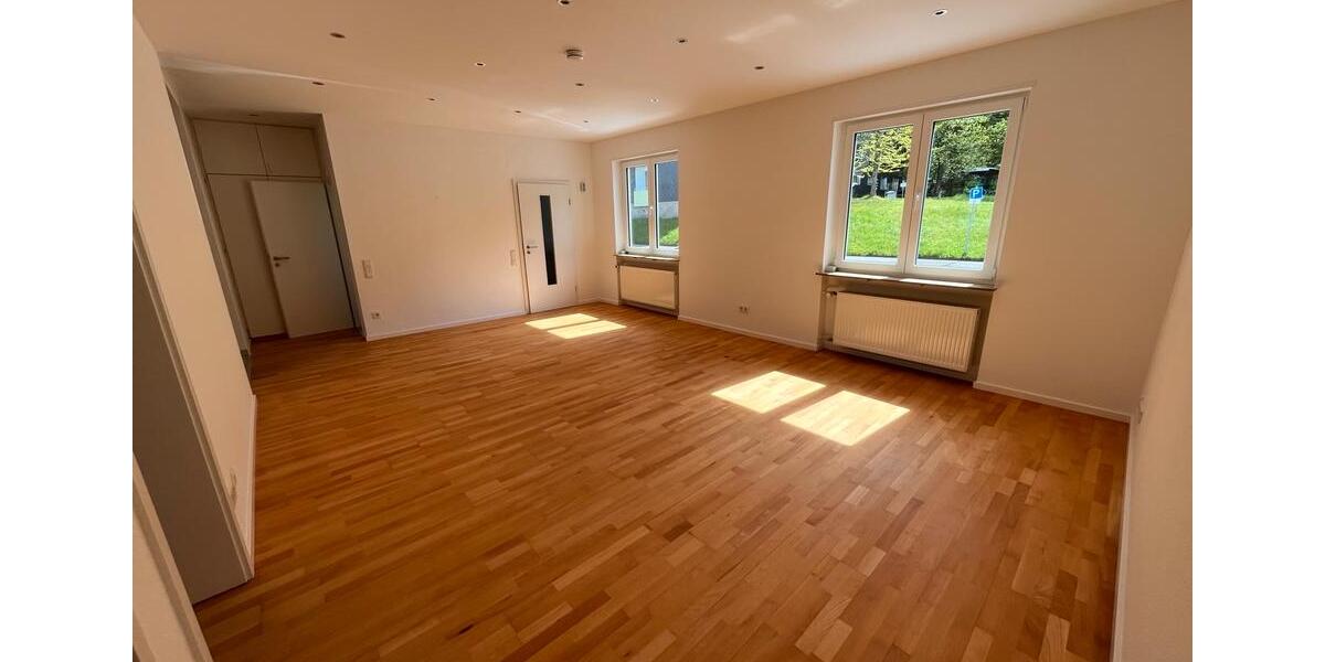 Erdgeschoßwohnung Homburg - 3 Zimmer, 92 m&sup2;, 850&euro; | Angebot:26042099