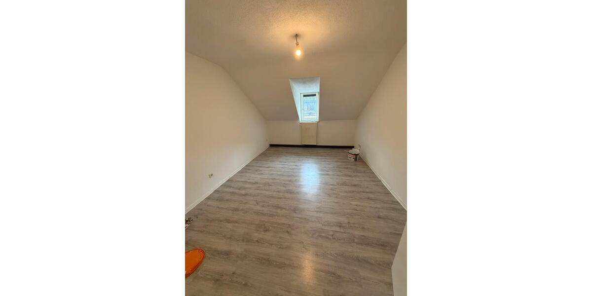 Etagenwohnung Neunkirchen - 3 Zimmer, 86 m&sup2;, 630&euro; | Angebot:26004257
